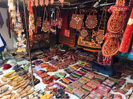 Bhuj: Discover 5 Ways Heritage, Handicrafts & Timeless Landscapes ...